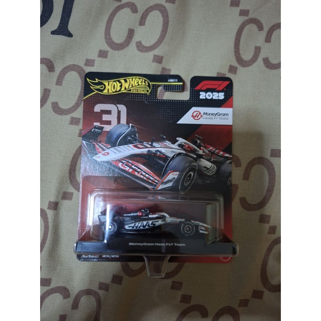 Hot Wheels Premium MoneyGram Haas F1 Team