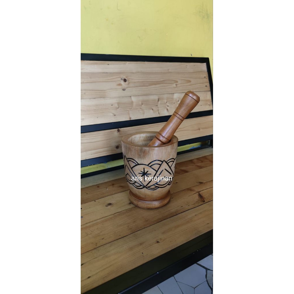 lumpang kayu motif/lumpang tradisional/tumbuk kayu