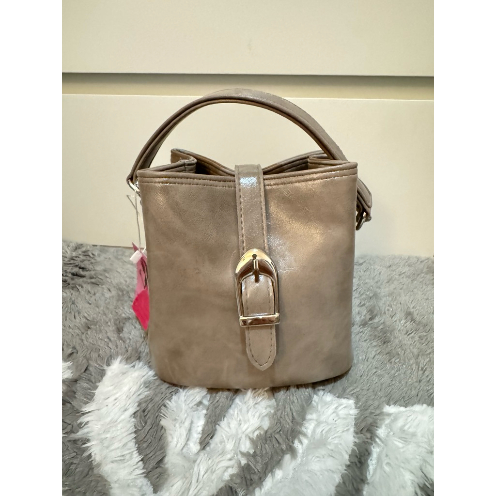 Tas Selempang Wanita Arimbi Bag - warna Grey