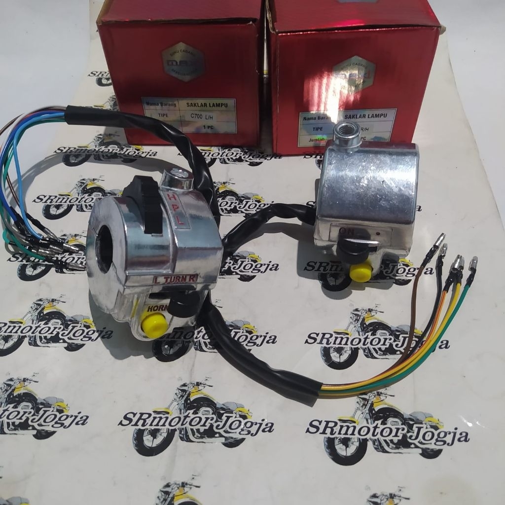 HOLDER SAKLAR LAMPU KANAN KIRI HONDA C700 C800 SUPERCUP HOLDER KANAN KIRI C700 C800 HOLDER C700 KANA