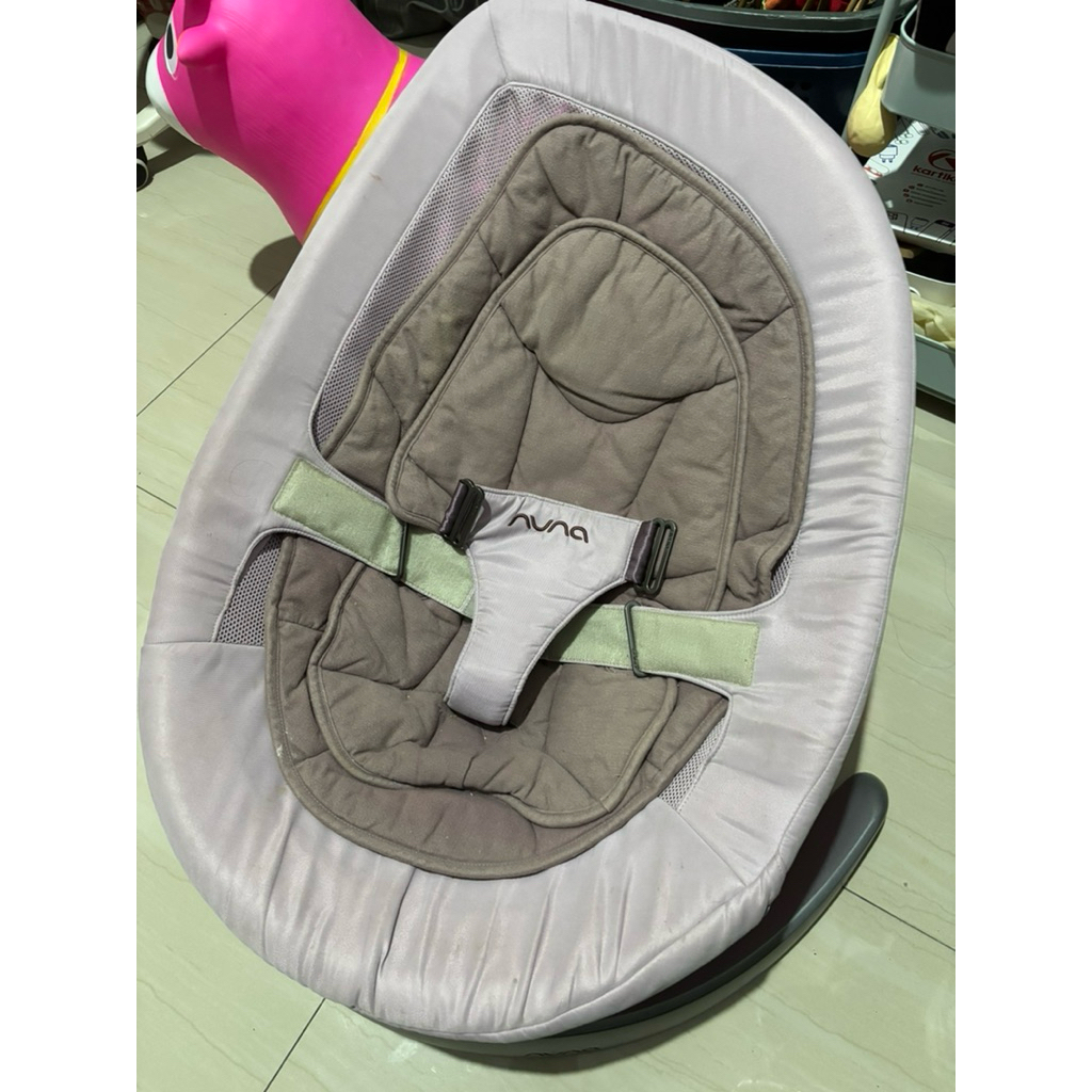 Nuna Leaf Curv Preloved Warna Grape