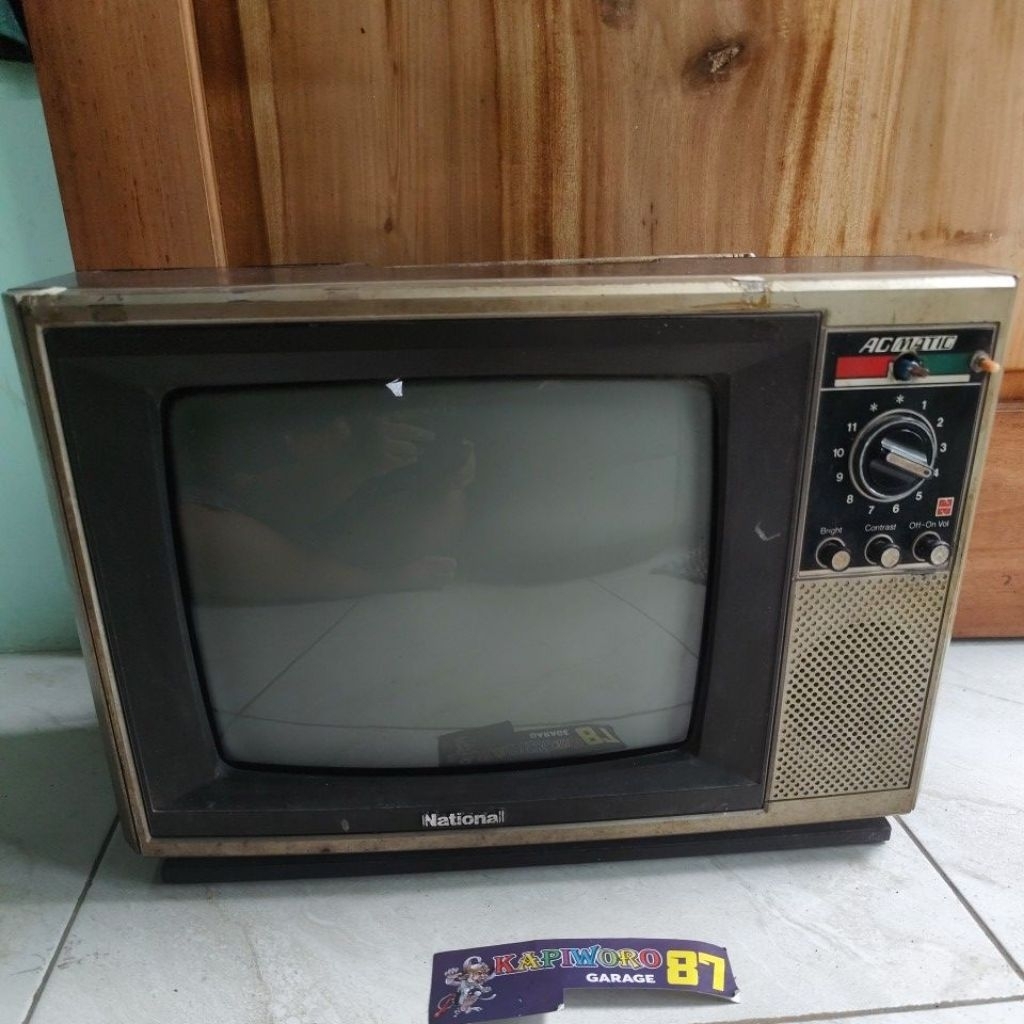 tv national AC matic vintage