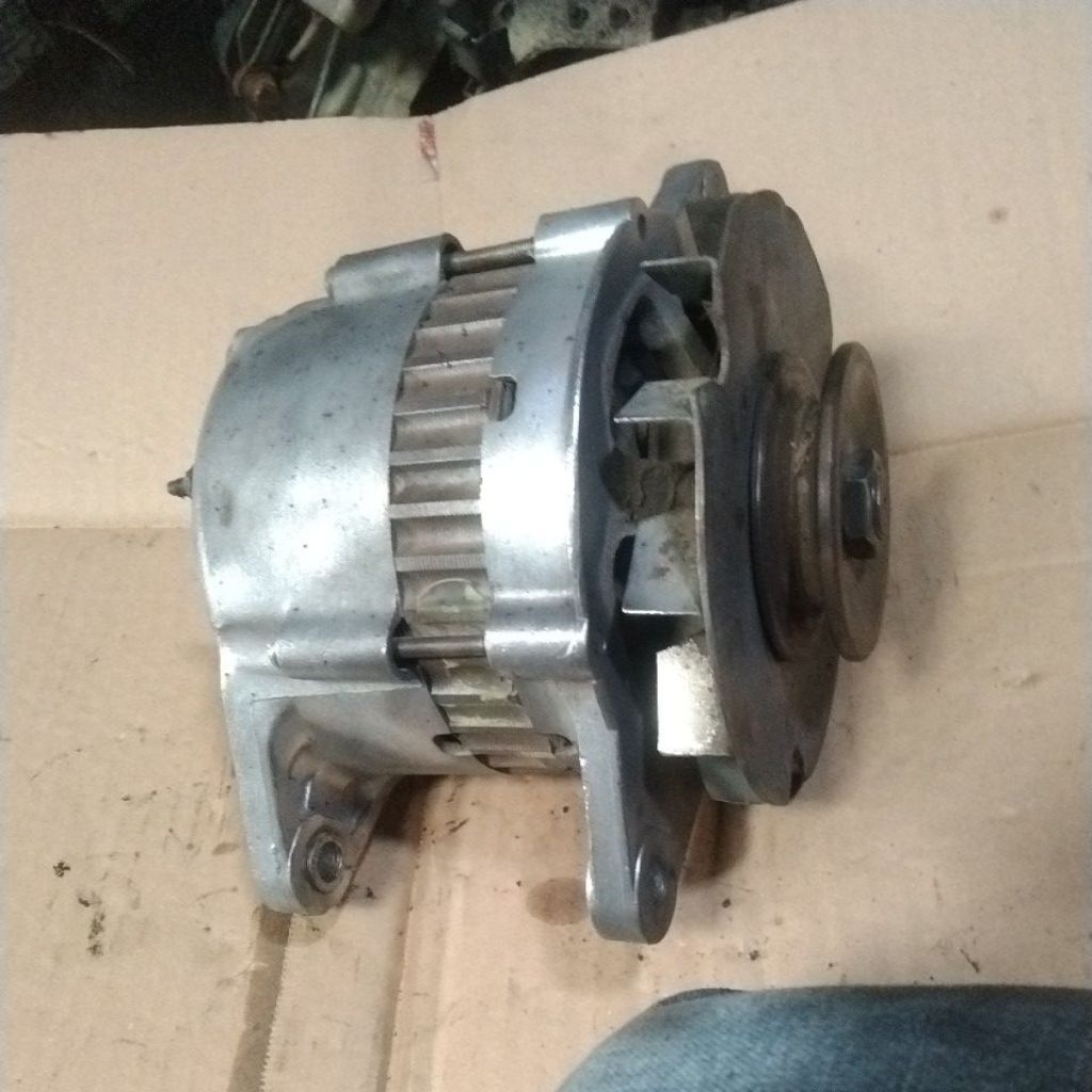 DINAMO CAS AMPERE ALTERNATOR NISSAN SUNNY B12 COPOTAN ORIGINAL GARANSI