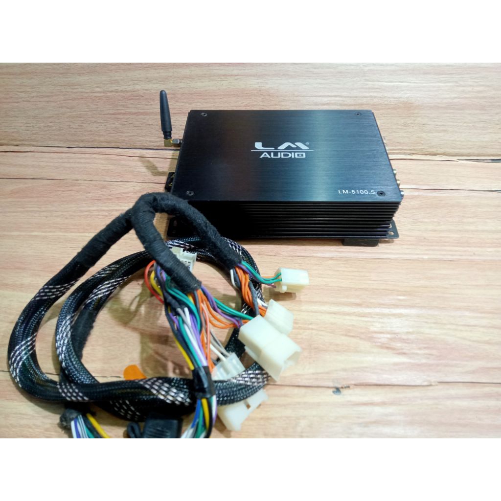 DSP LM audio 5100.1 built in power kabel PNP toyota