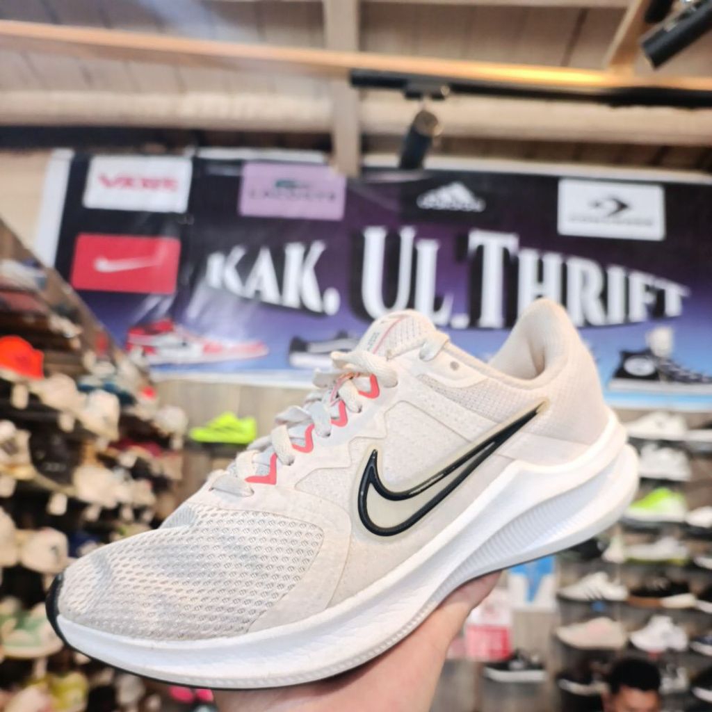 nike downshifter