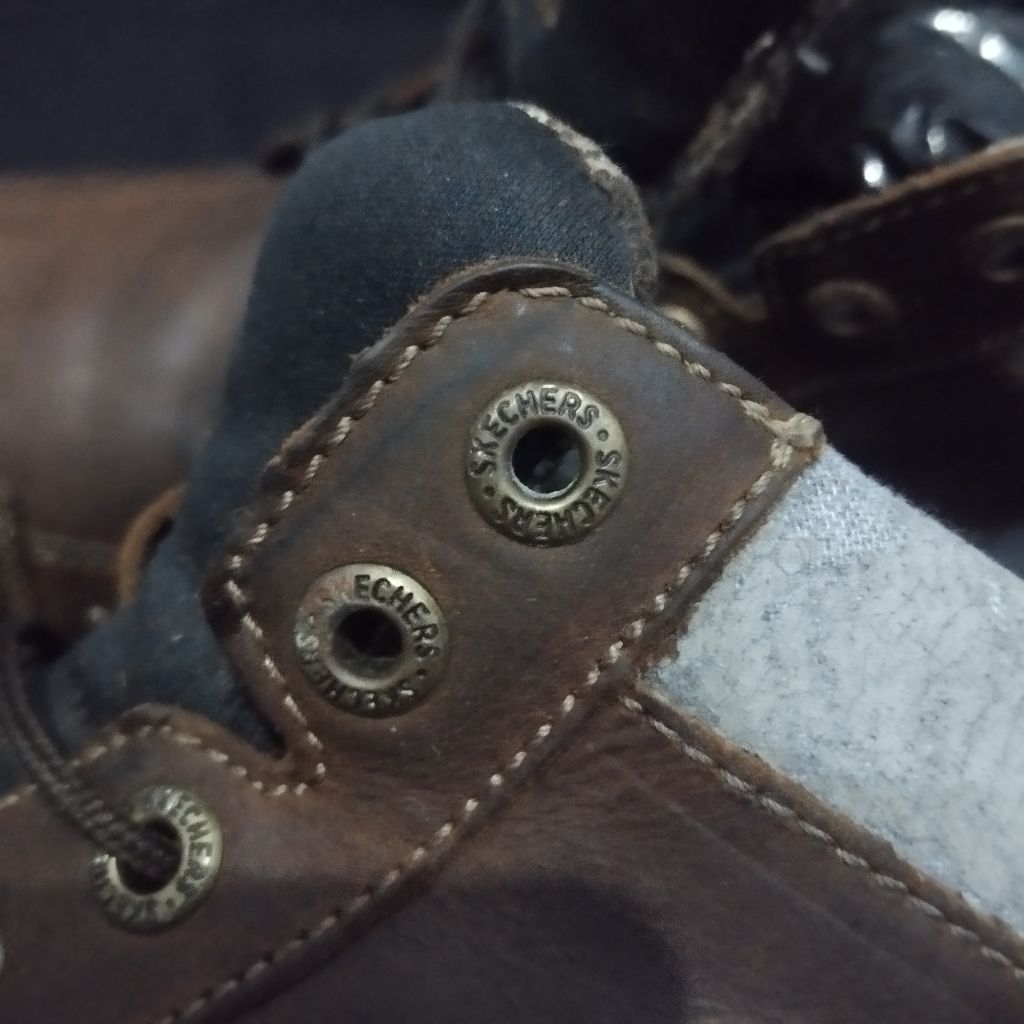 sepatu boot kulit Skechers,size 46/ 30 cm