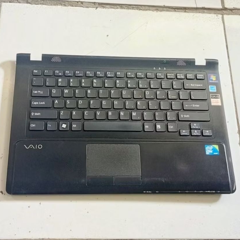 Case Casing Laptop Sony Vaio PCG-61111W