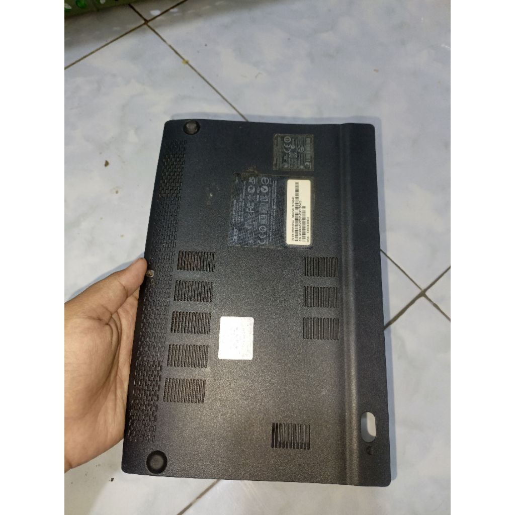 tutup casing bawah acer v5 131