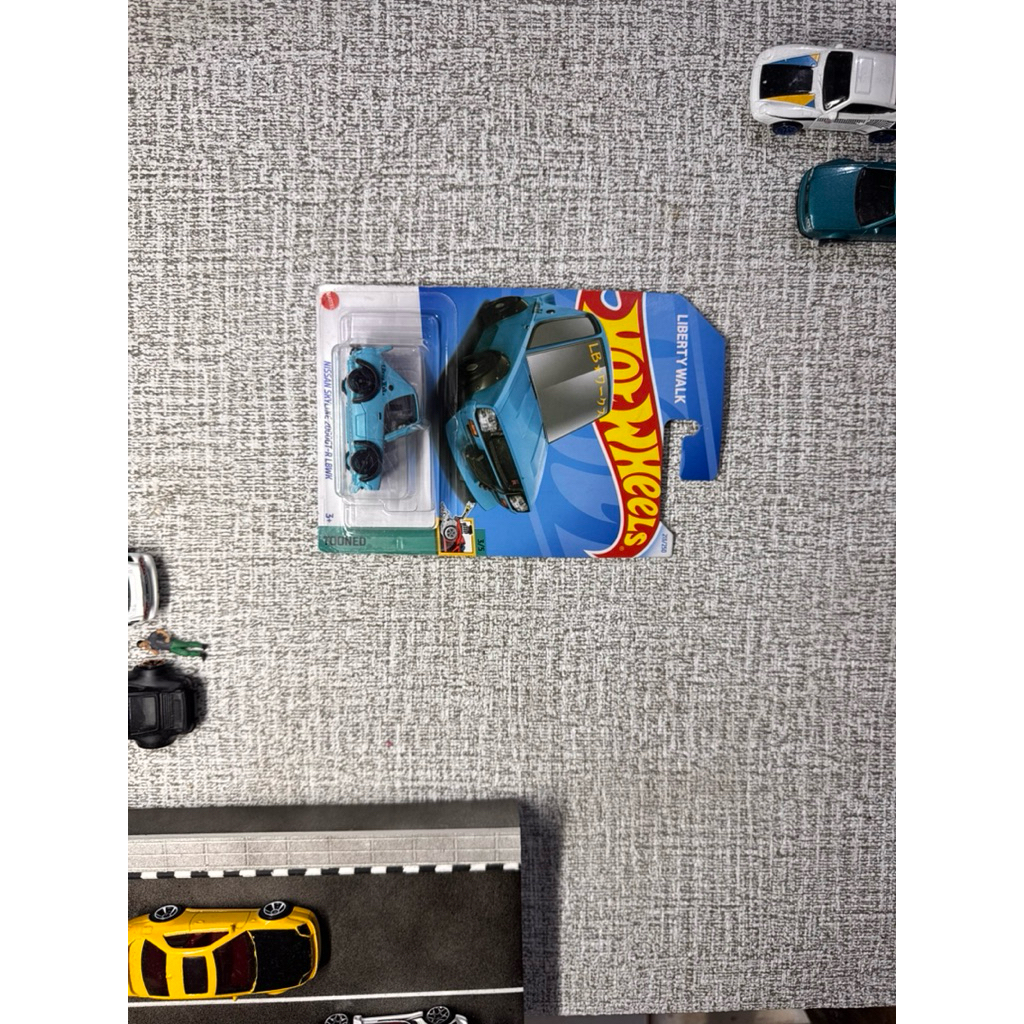 Hotwheels Nissan skyline