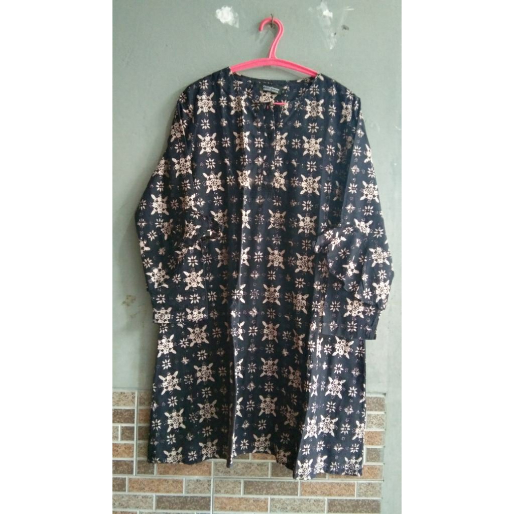 Batik fitting room 11 pl