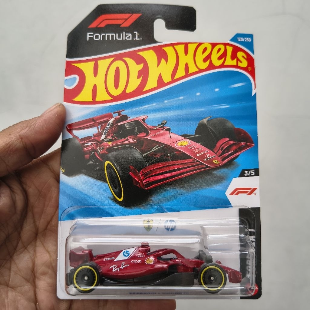 Hot Wheels Formula 1 Scuderia Ferrari F1 Red Mobil Balap