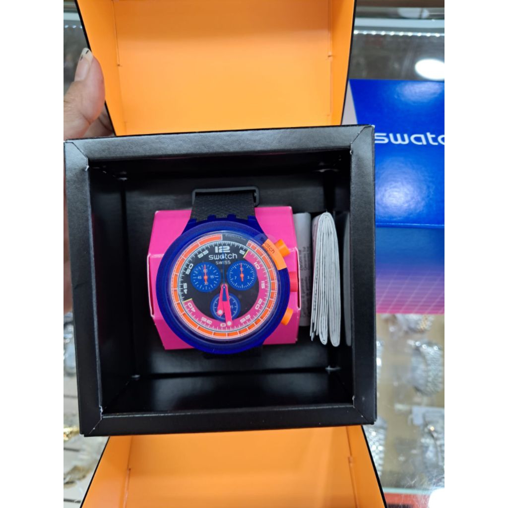Swatch SB06N102 Neon Flash Arrow Original Swiss Made Jam Tangan Chronograph Big Bold Garansi Resmi 4