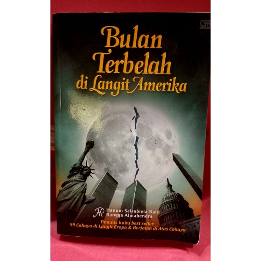 Preloved Novel Bulan Terbelah di Langit Amerika Hanum Rais