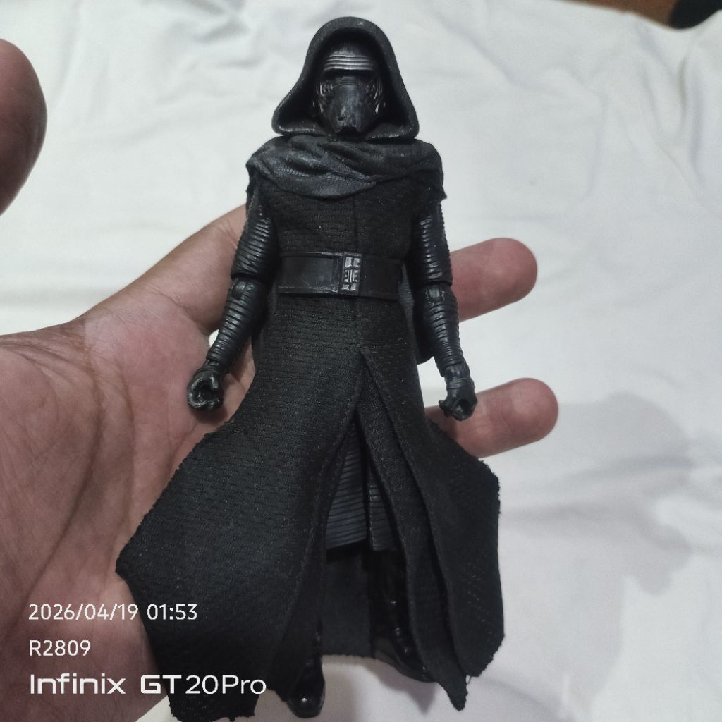 Figure Star Wars Kylo Ren hasbro 15cm