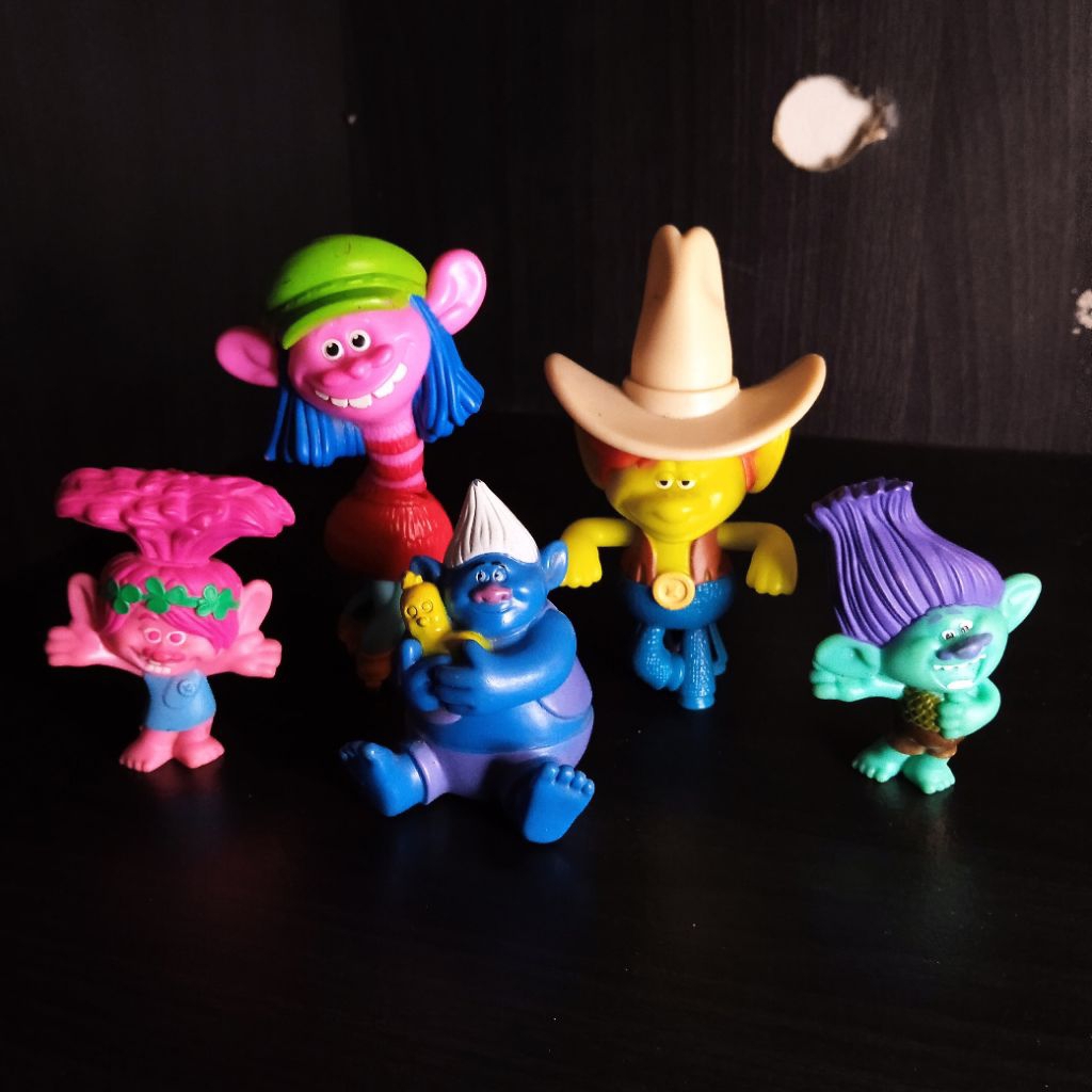 Preloved Figure Trolls World Tour
