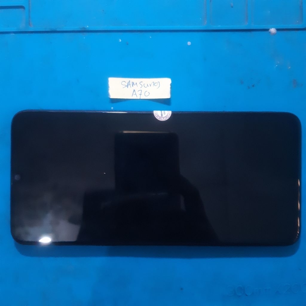 lcd samsung A70 super amoled ori copotan
