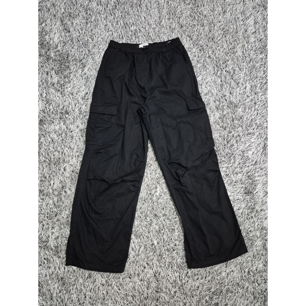 Celana cargo hitam (GIORDANO)