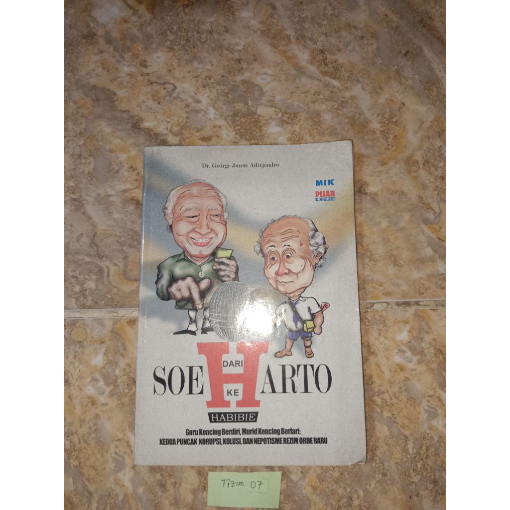 Buku Dari Soeharto Ke Habibie