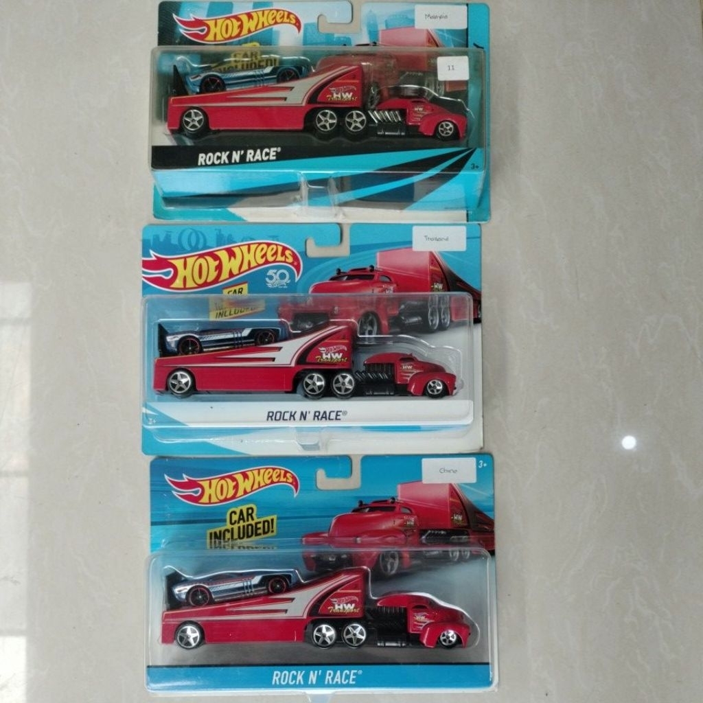Hot Wheels The Govner Biru Rock N Race Varian 1set 3pcs, Malaysia, China dan Thailand