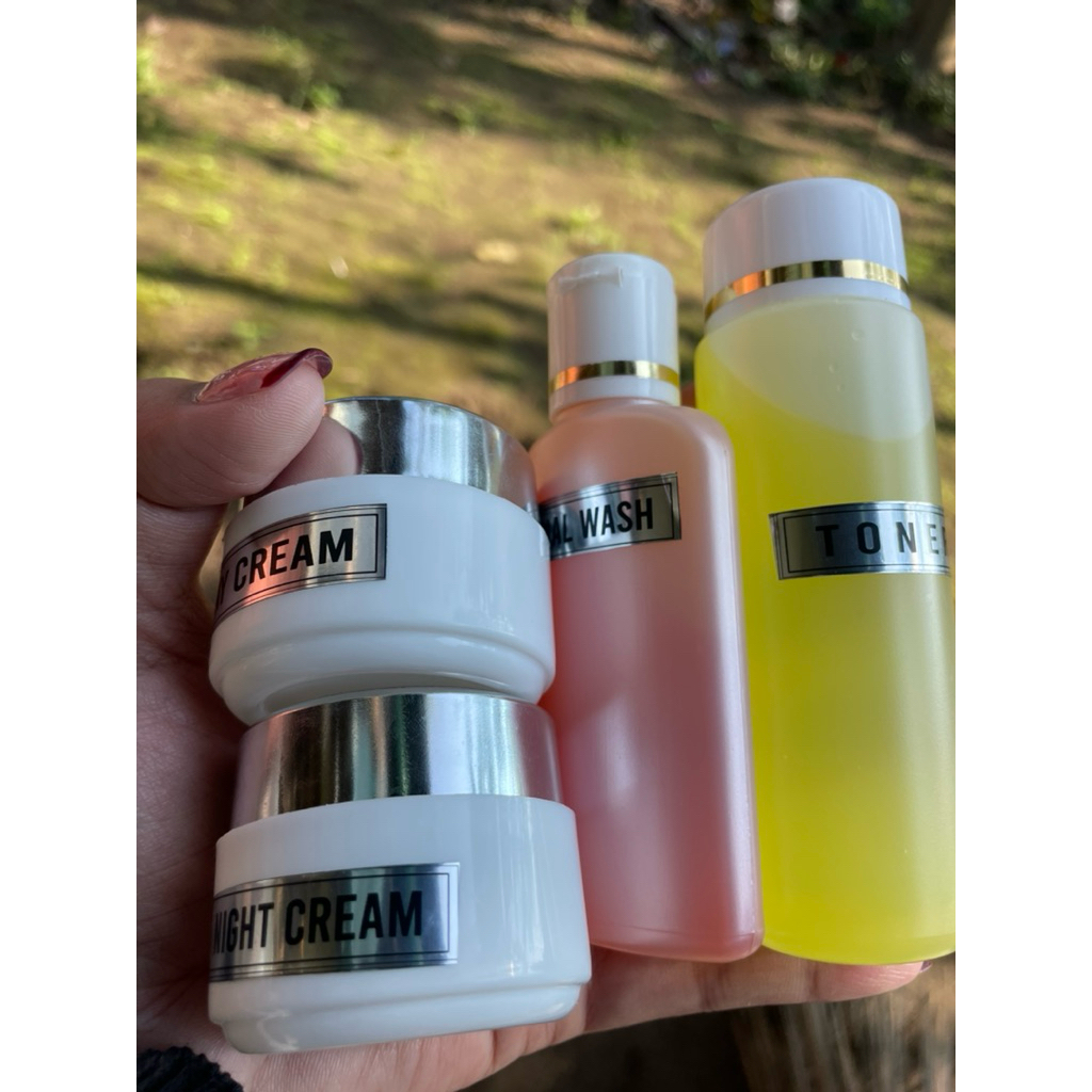 FARMA SKIN // DOSTING MENCERAHKAN