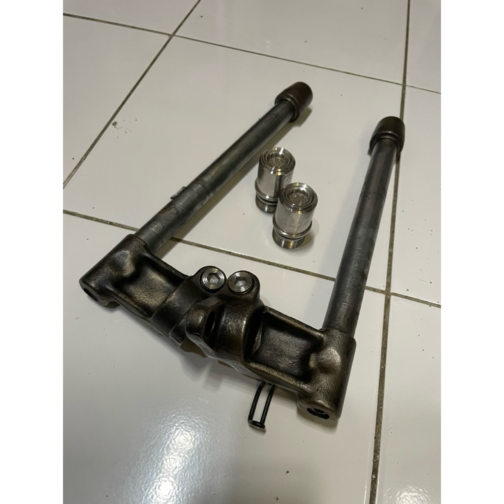 Stang JRS Original pnp CB GL 100 shock depan ninja, lubang as standar belum bubutan