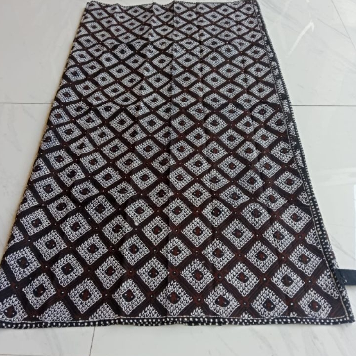 Kain Panjang Batik Tulis Asli Brebes Jawa Tengah 220 cm x 115 cm Ukel Sidomukti