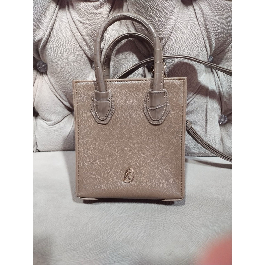 (PRELOVED) TAS KIAN.ID WANITA