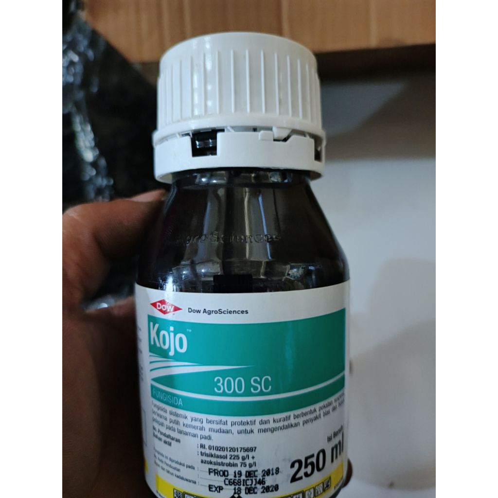 obat pertanian fungisida KOJO lama 250 ML
