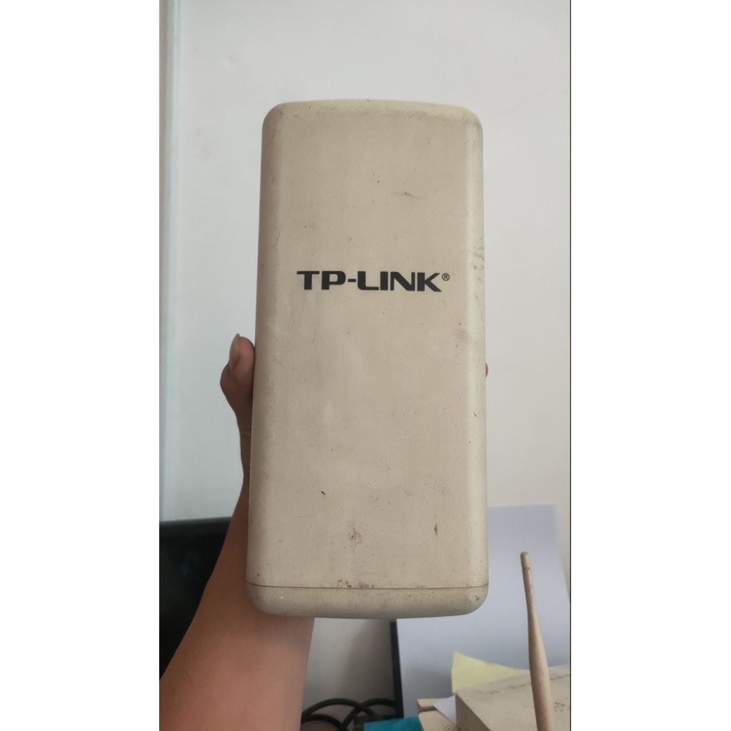 TP LINK 150Mbps Outdoor Wireless Access Point model TL-WA7210N
