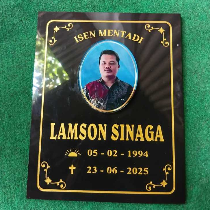 Batu nisan makam / batu nisan NAMA ukuran 20x20 + foto