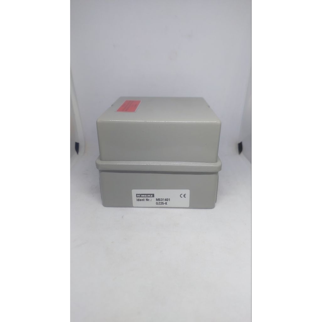 Ohm Saklar Merz 25A 3phase 1-0-2 On-Off-ON Ori Germany