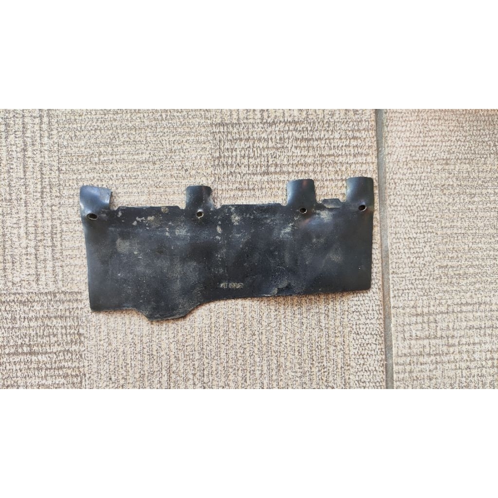 Barang BEKAS mudflap pelindung lumpur scoopy 2021-2024