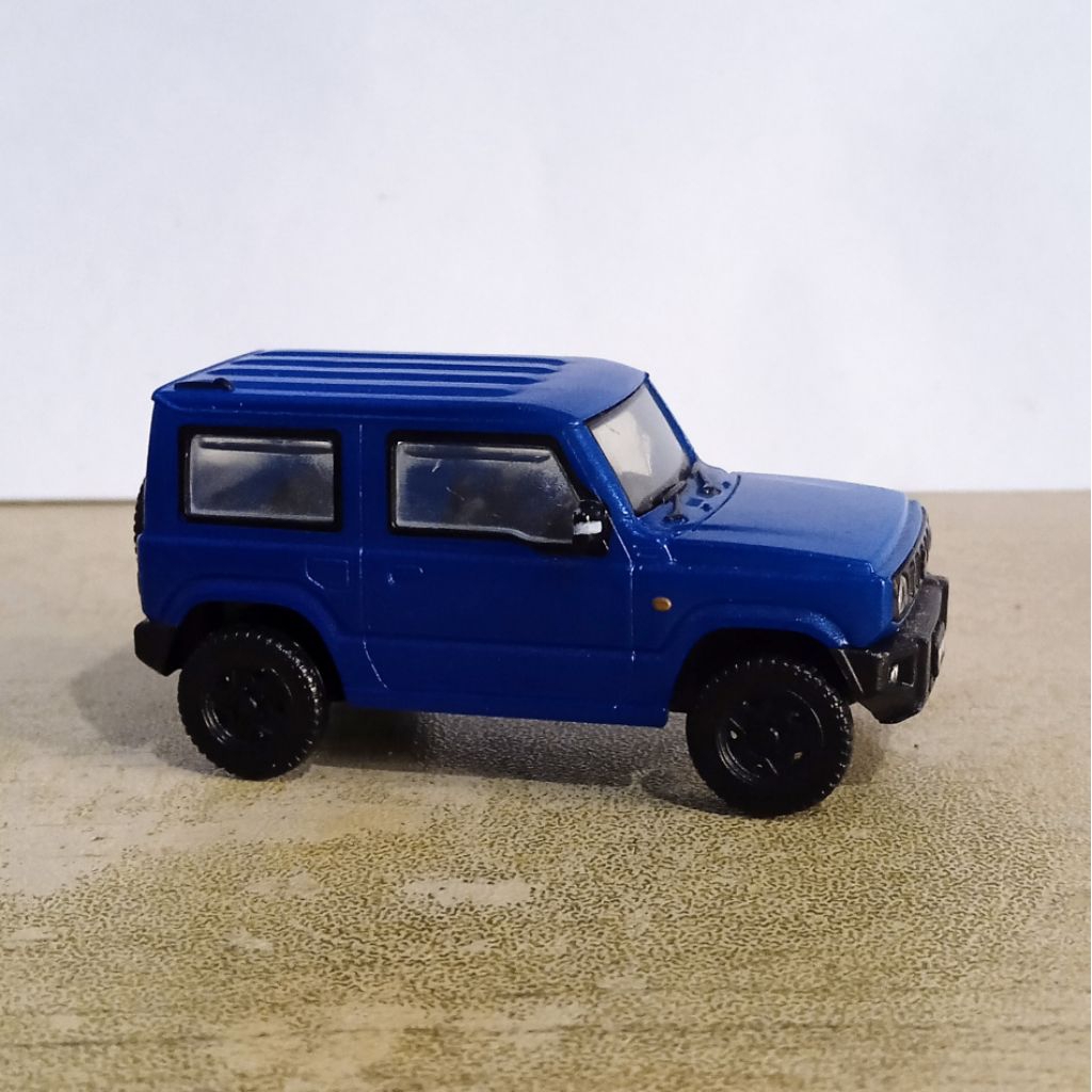 Aoshima Suzuki Jimny 1/64