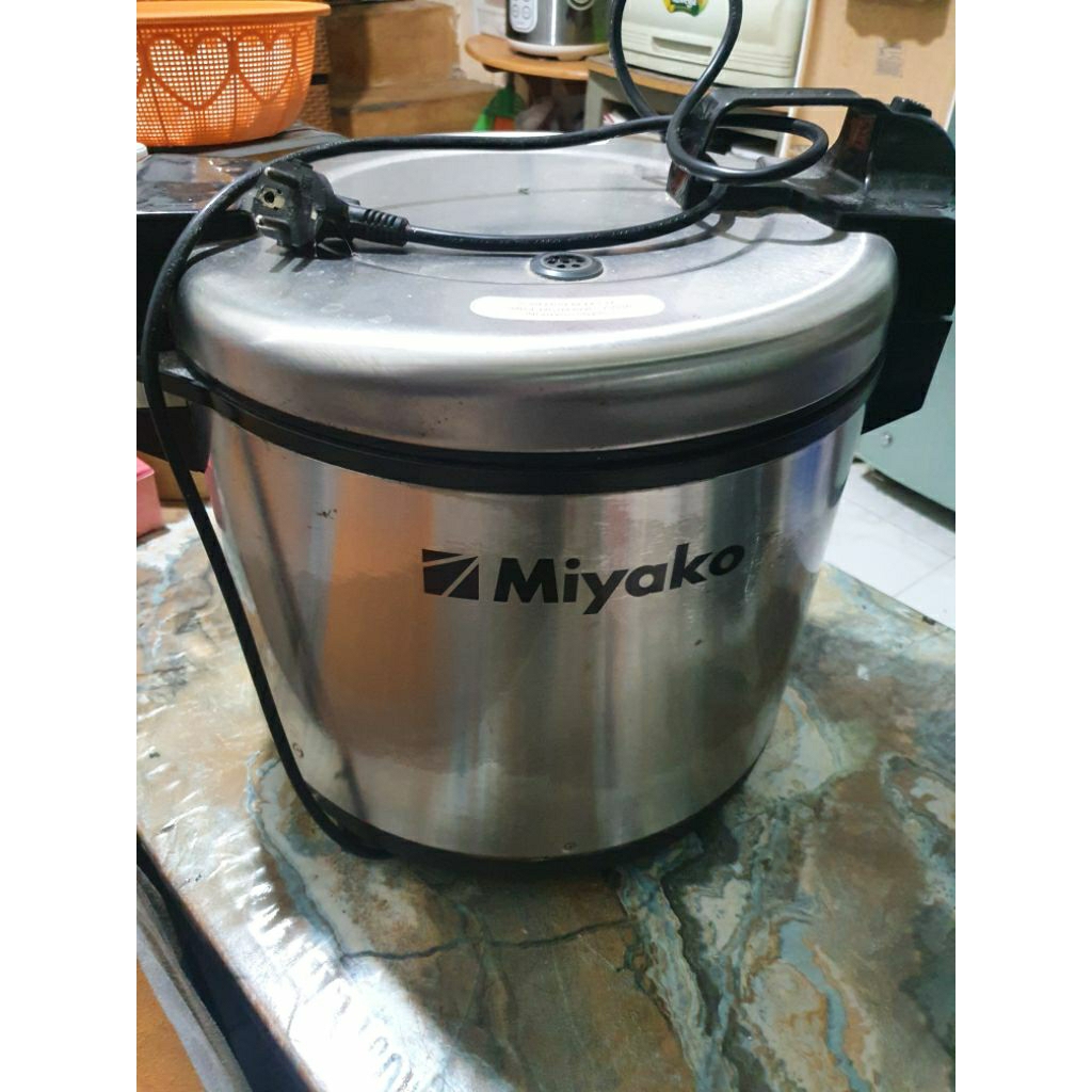 Magic Com Jumbo Miyako 6liter MG171