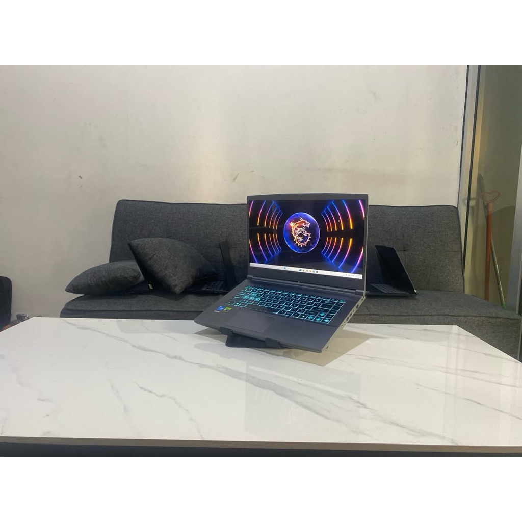 MSI THIN 15 B12UC Gaming Core i5 Gen 12 RAM 16 GB SSD 512 GB NVIDIA RTX 3050 4 GB Garansi Resmi