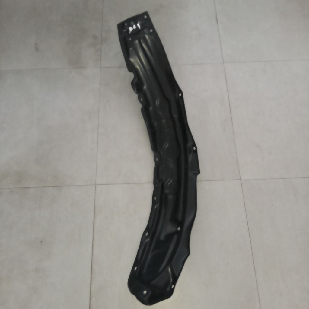 LINER FENDER DEPAN KANAN INNOVA OLD 2004-2006 - KANAN