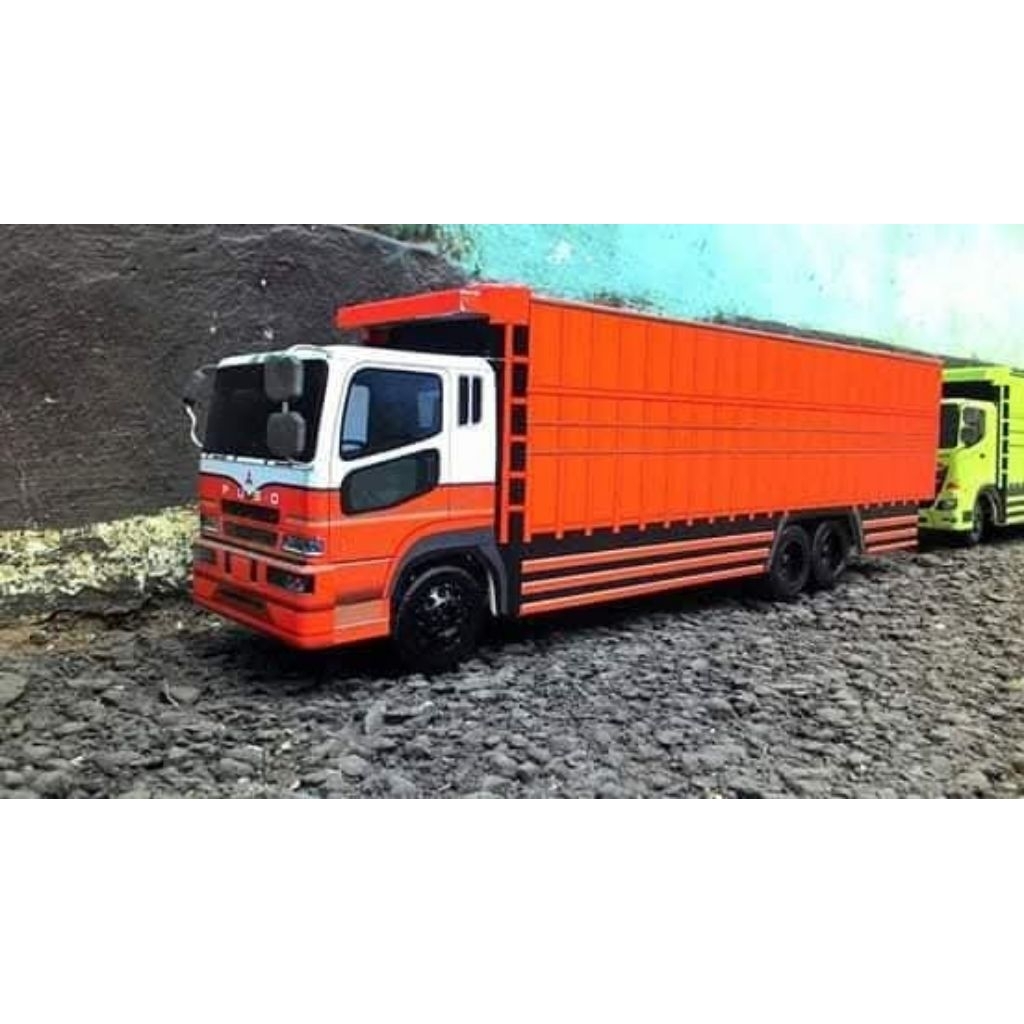 Miniatur Truk Tronton Fuso Fuso Ranger Fuso