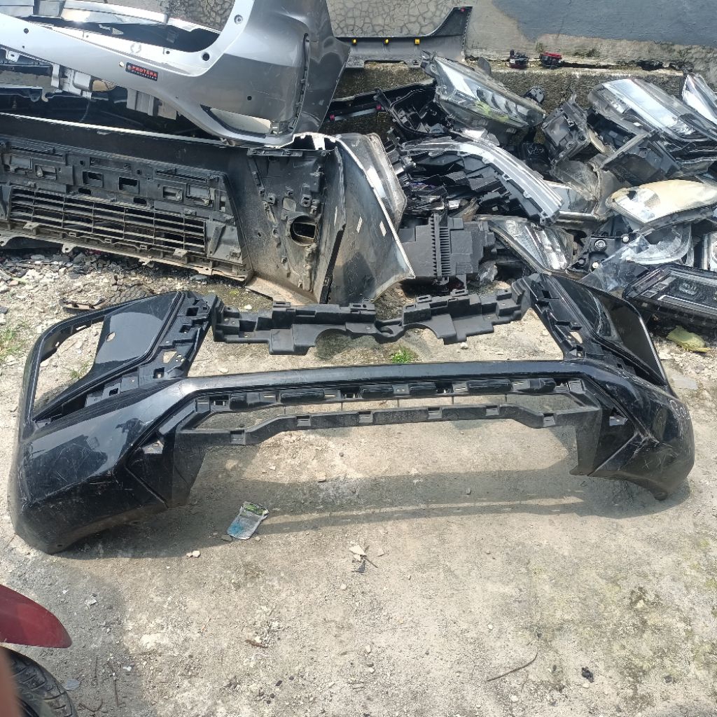 Bemper depan Pajero 2021 2022 2023