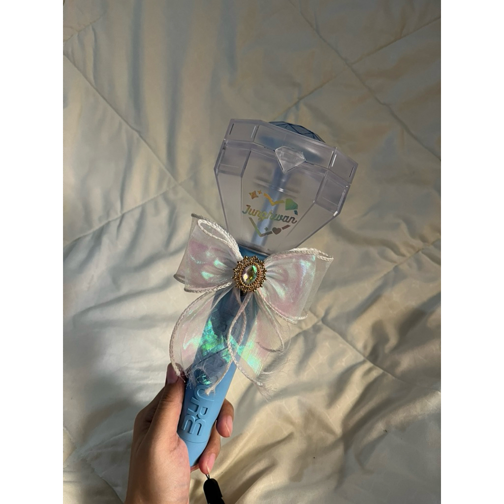Lightstick Treasure Trejo V1 (Preloved)