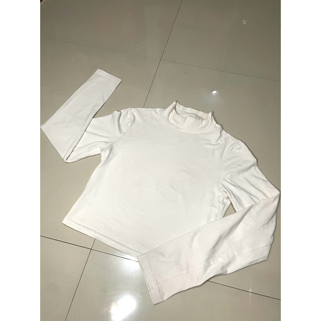 baju turtle neck