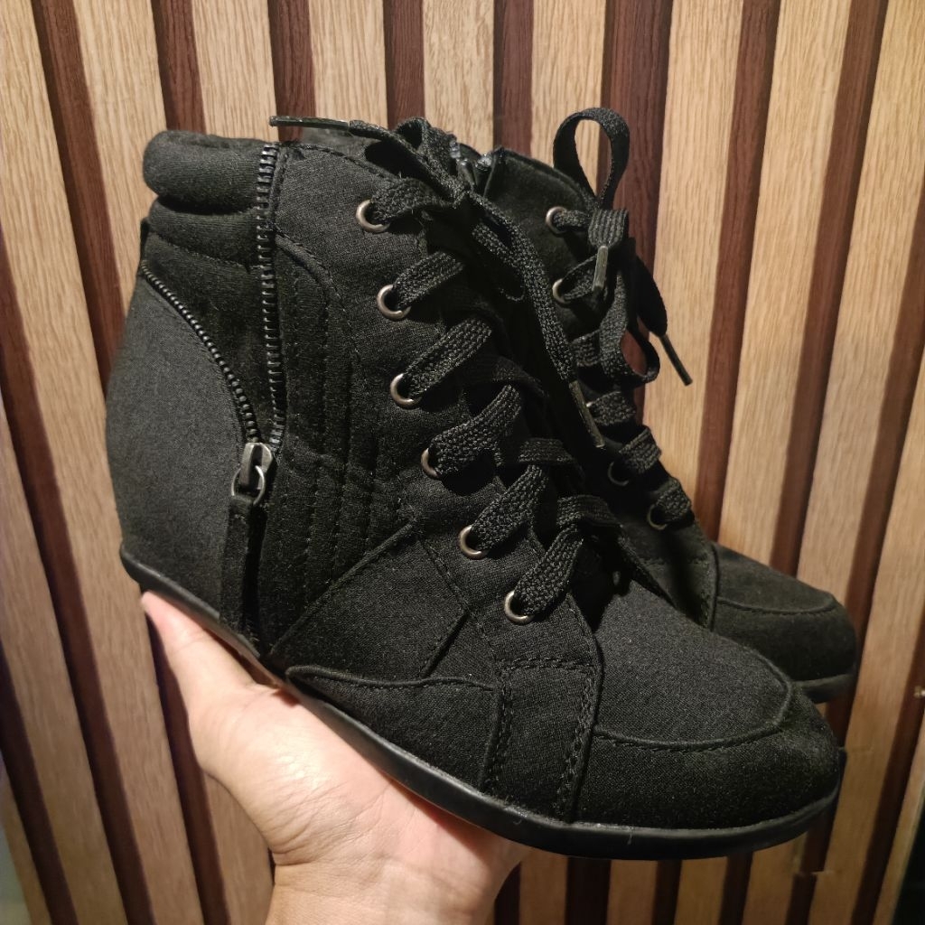 sepatu wanita justice authentic