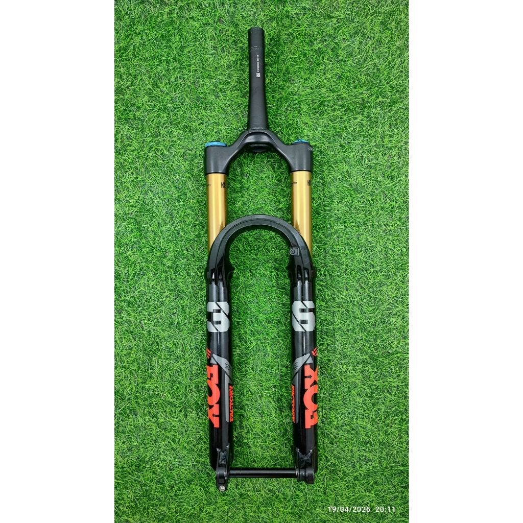 FOX FLOAT 36 29/27.5+ Inch Travel 160 mm Boost Bekas pemakaian Normal