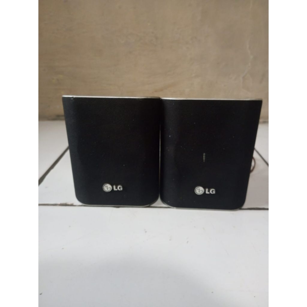 Speaker Satelit LG Hometheater Vocal 2.1 Sepasang Original