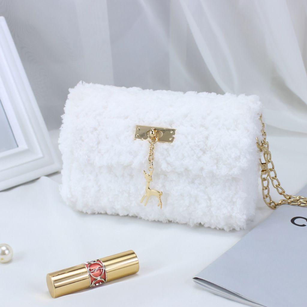 Tas Pesta Wanita Tali Rantai Clutch Bag Bulu Lembut