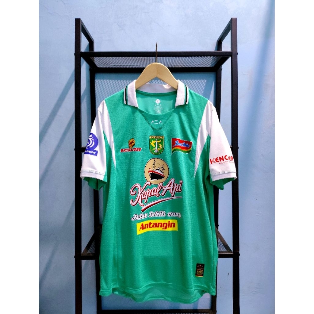 Jersey Persebaya, Alternate 2025/26