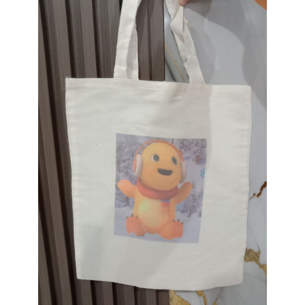 Tote bag karakter lucu