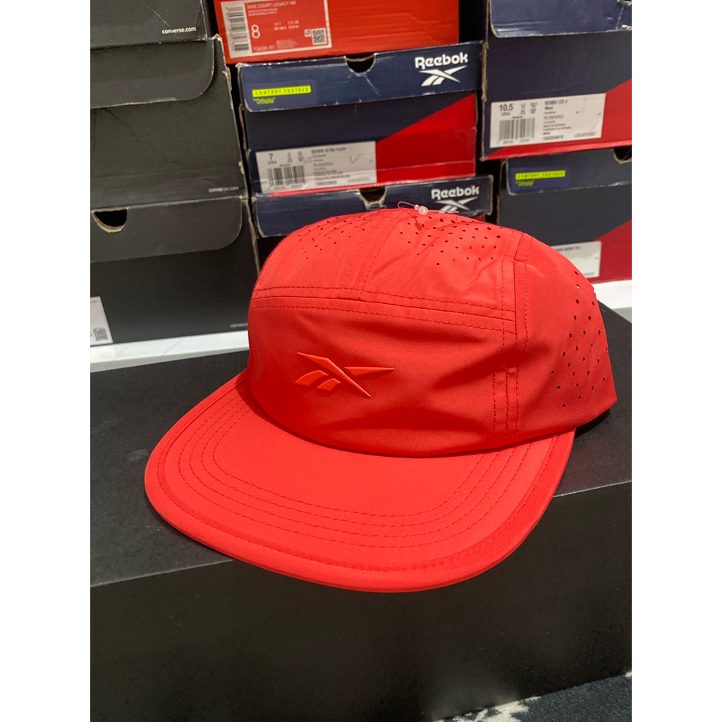 TOPI RUNNING REEBOK CHESTER