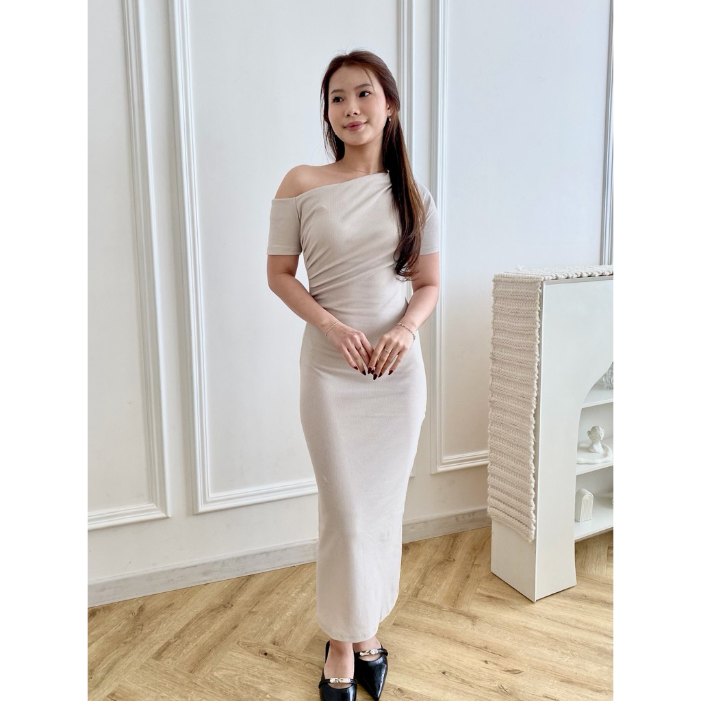 FIORINA - Ivelle Knit Dress | Dress Formal | Dress Wanita