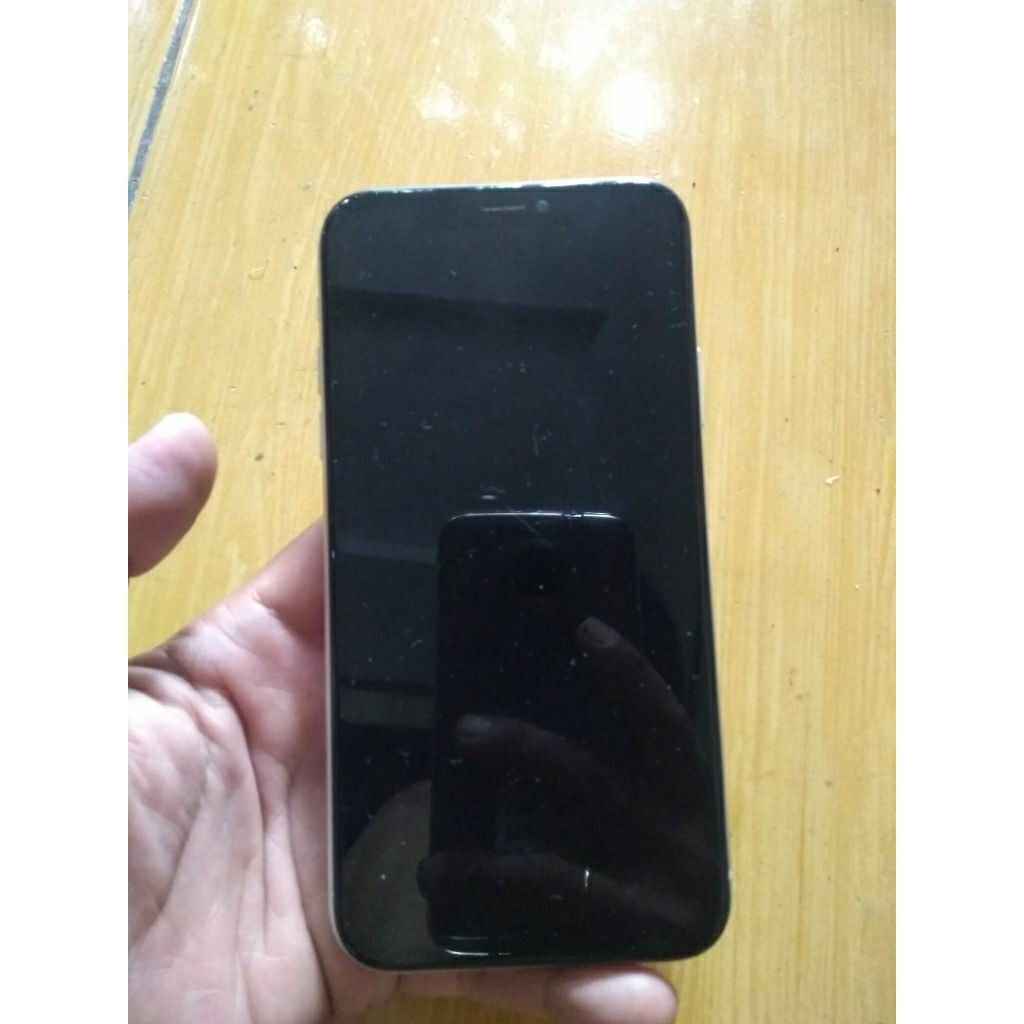 IPHONE XR MINUS MATI TOTAL