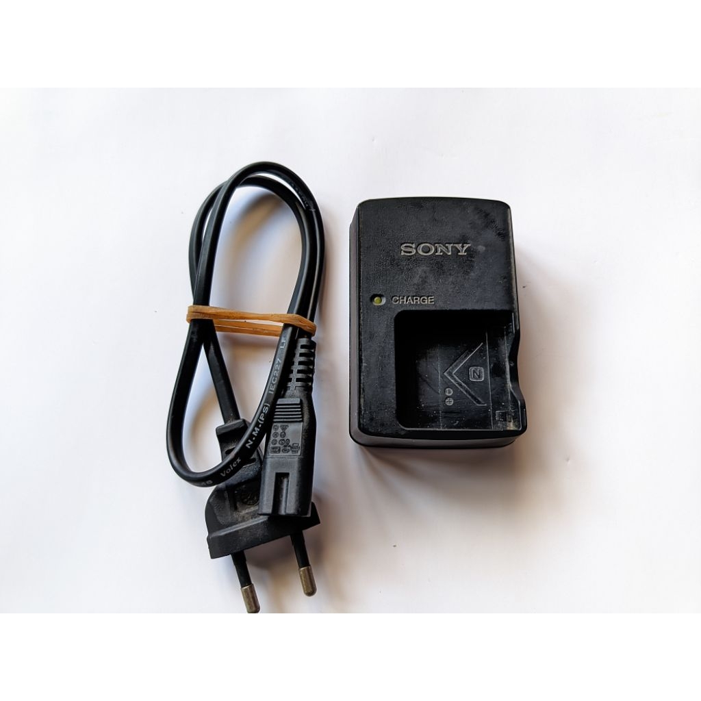 Charger Original Camera Digital Sony Type BC-CSN For Batrai NP-BN1 ATAU NP-BN ( BACA DESKRPSI PRODAK